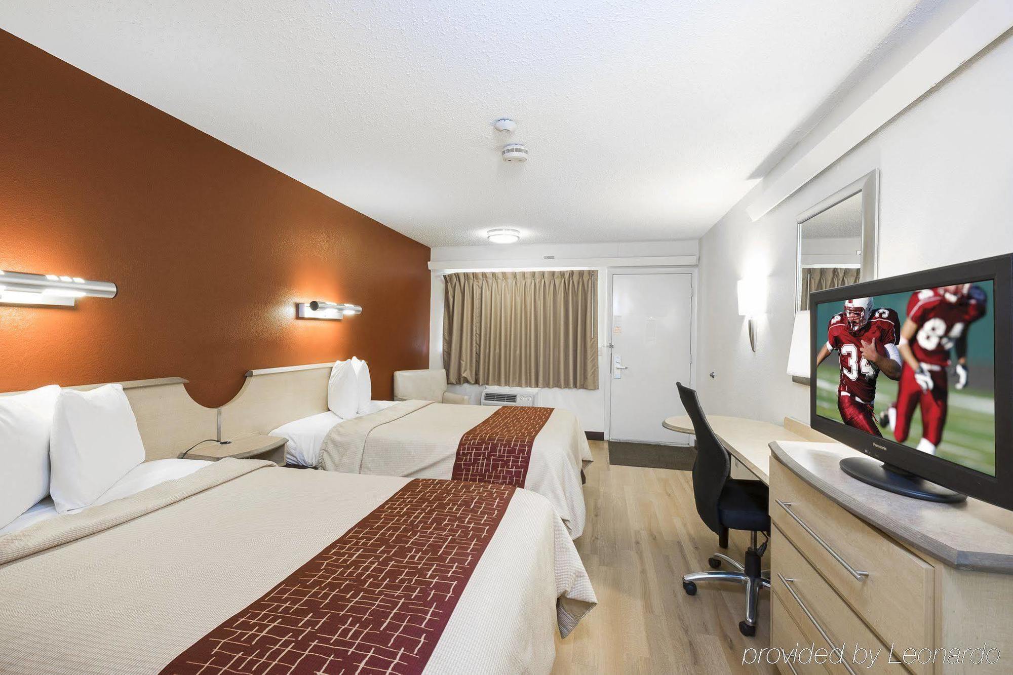 Red Roof Motel 2*